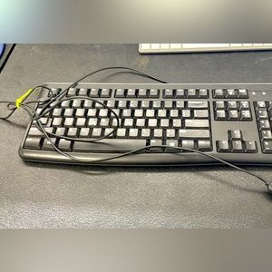 Logitech K120 Color Black Size LxWxH (18.4x7.3x1.1) new with out box